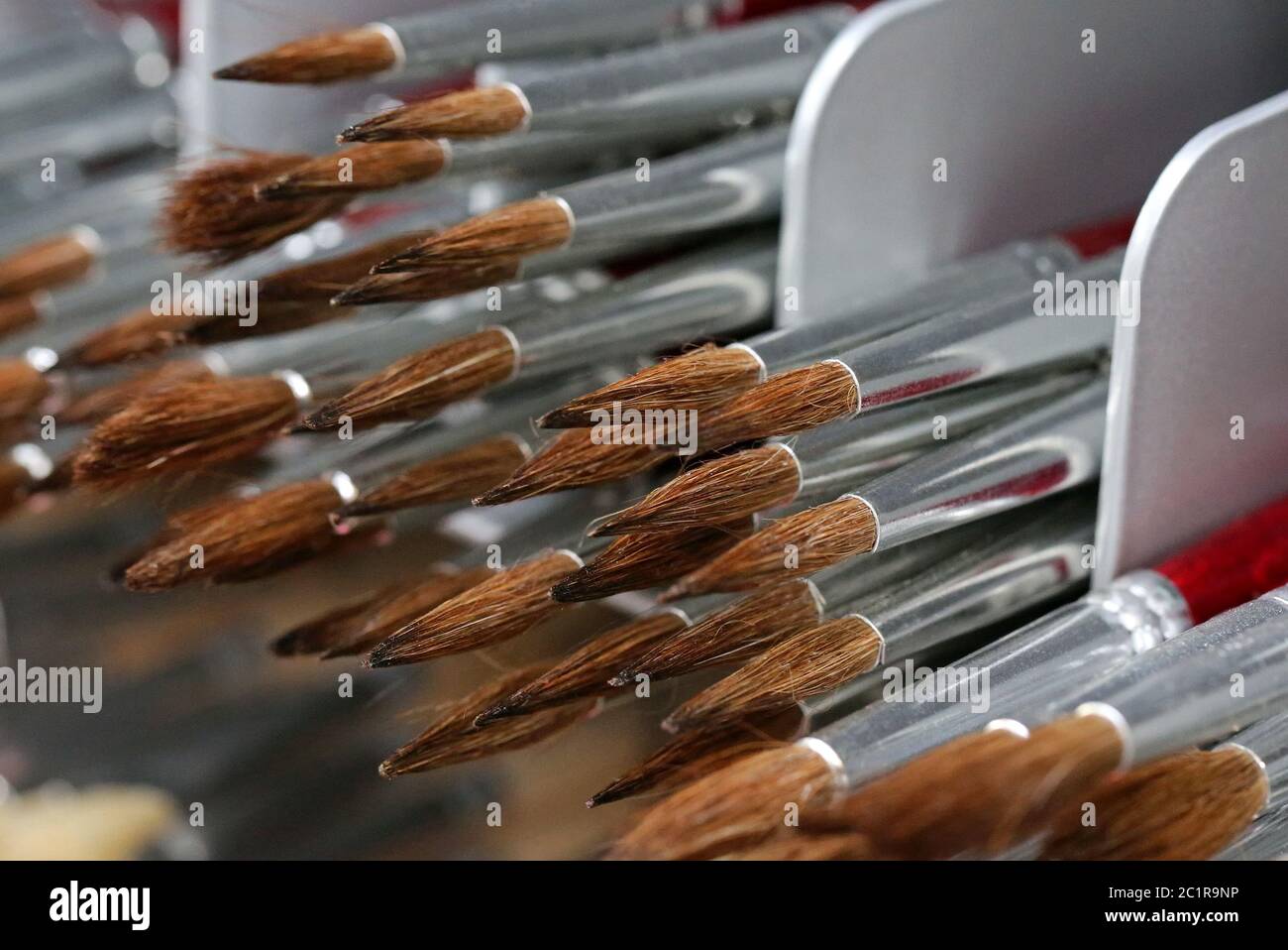 Paint brush hi-res stock photography and images - Alamy