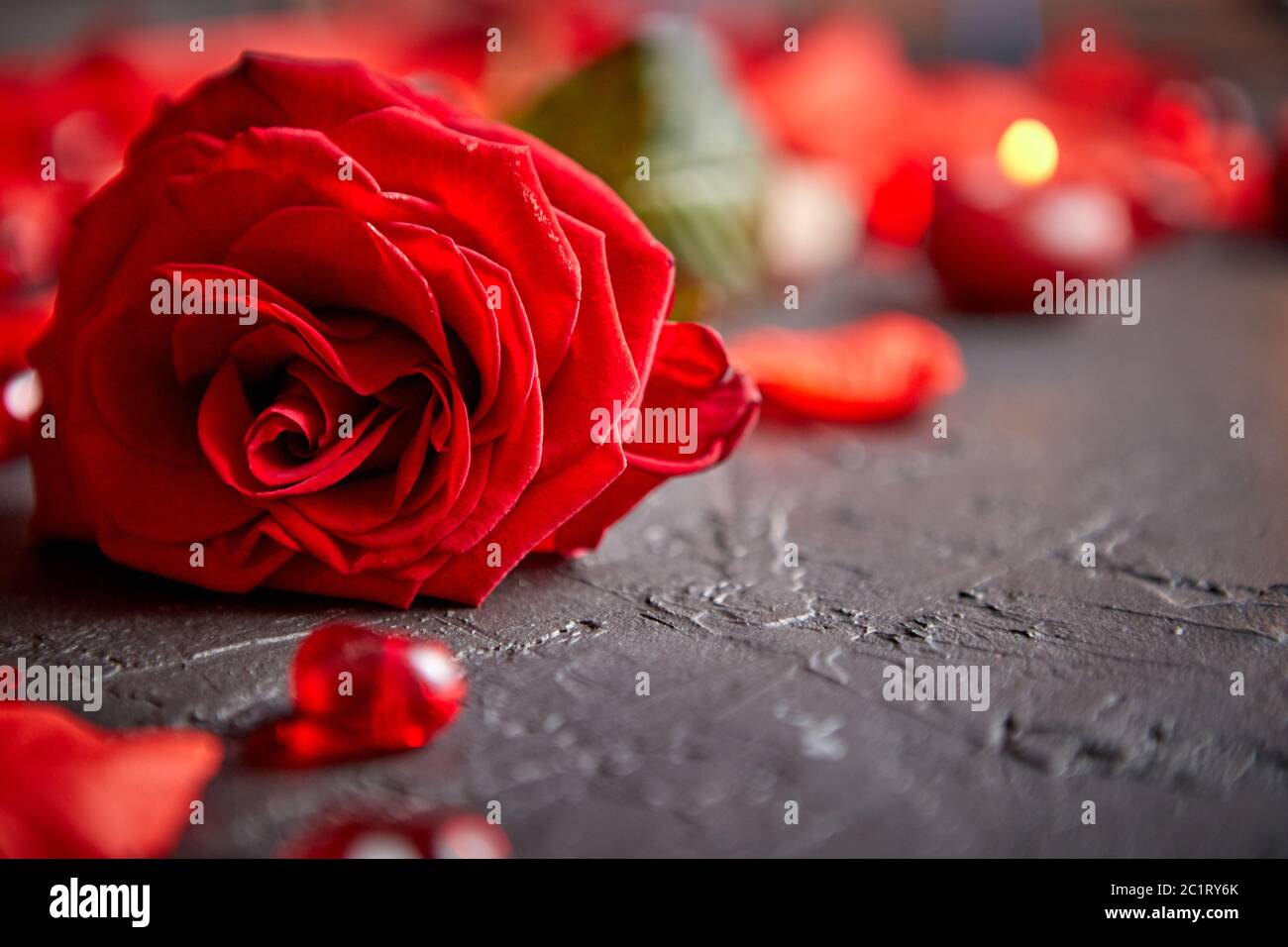 Petal border rose petals red hi-res stock photography and images - Alamy