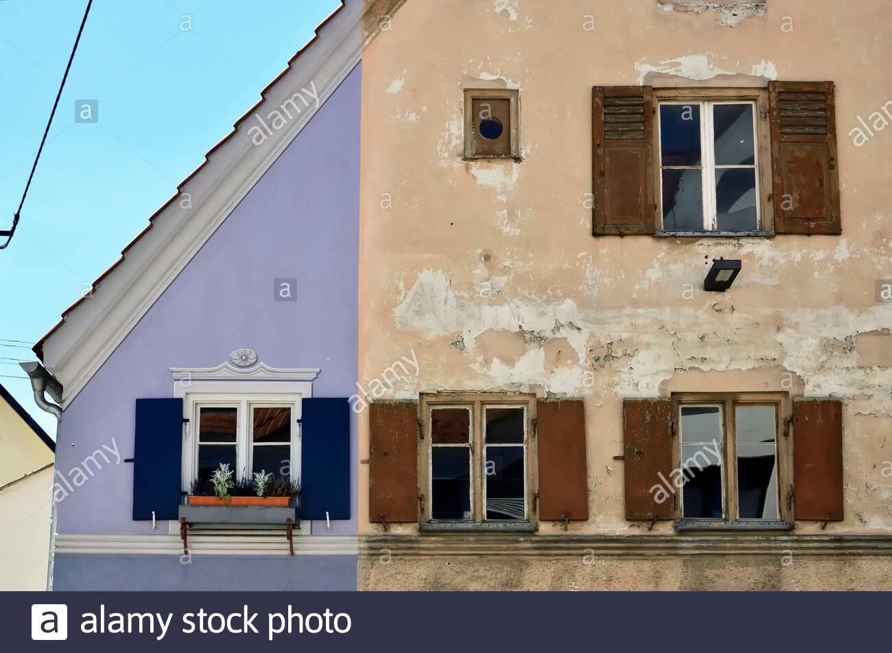 Altbau Sanierung Vorher Nachher Stock Photo Alamy