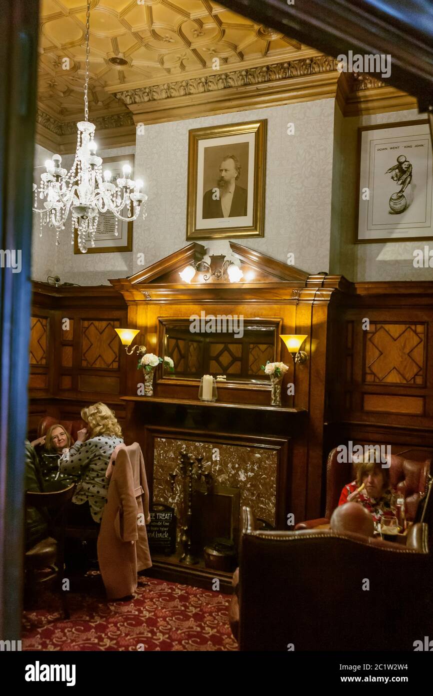 Interior of the Brahms Room, Philharmonic Dining Rooms (the Phil), a Grade I listed Victorian public house, Liverpool, Merseyside, England, UK Stock Photo