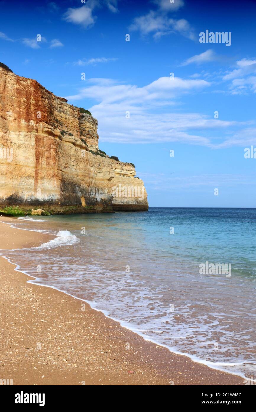 BENAGIL PORTUGAL H HLE STRAND REISEF HRER visual data 4