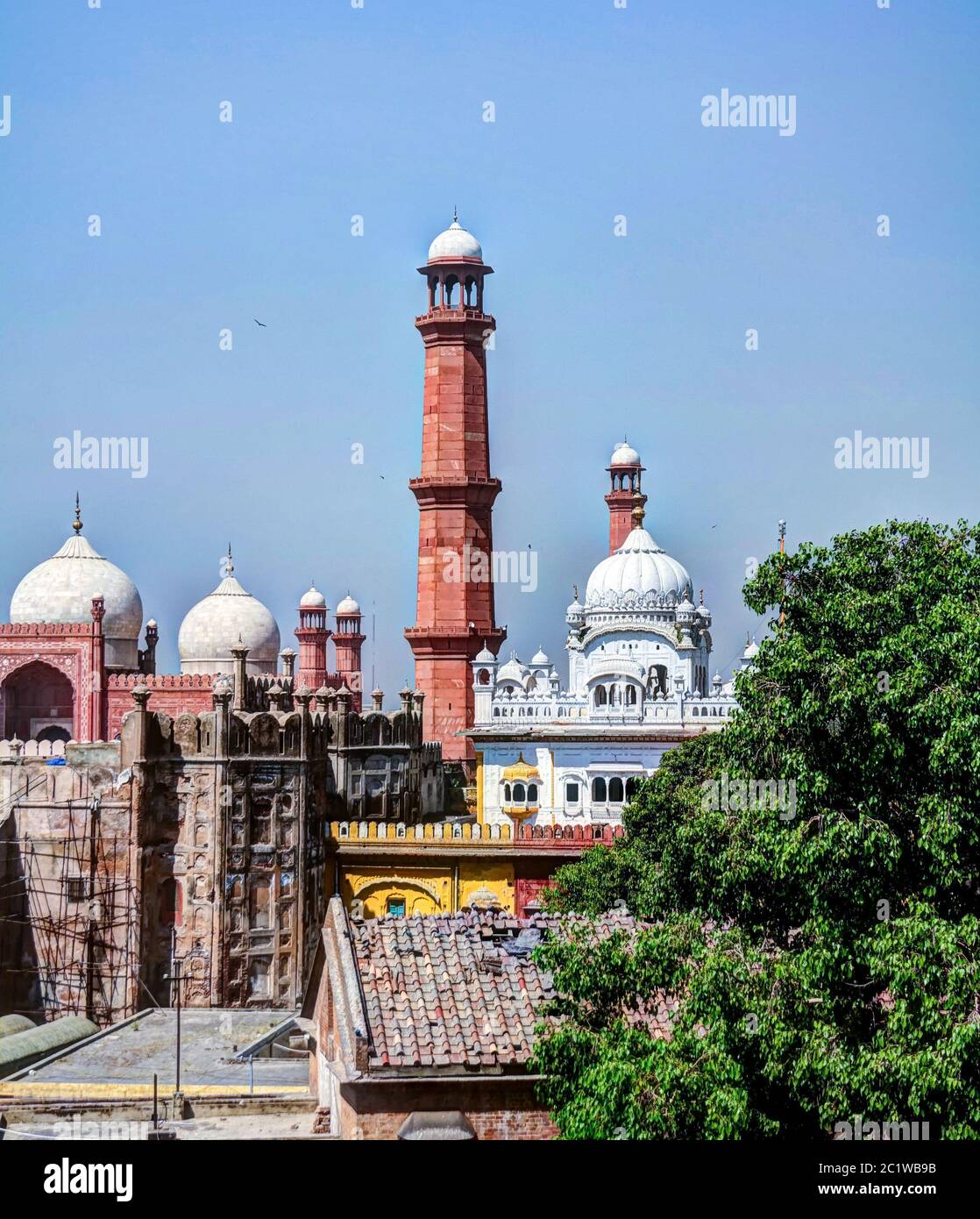 Panorama view of Lahore fort, Badshahi mosque and Samadhi of Ranjit Singh Lahore, Punjab, Pakistan Stock Photo