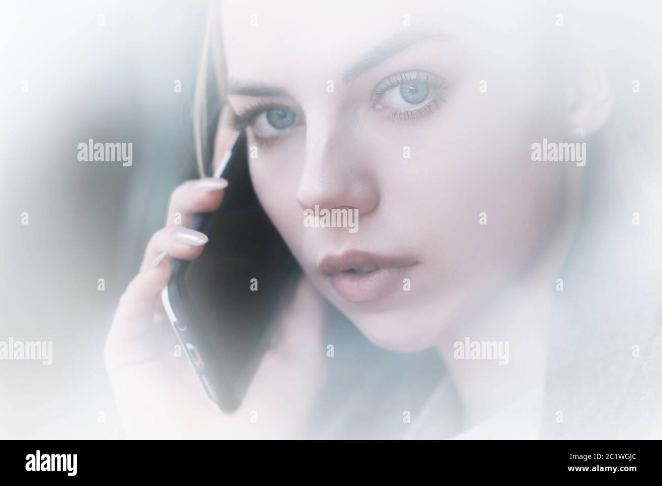 Non see through glass hires stock photography and images Alamy