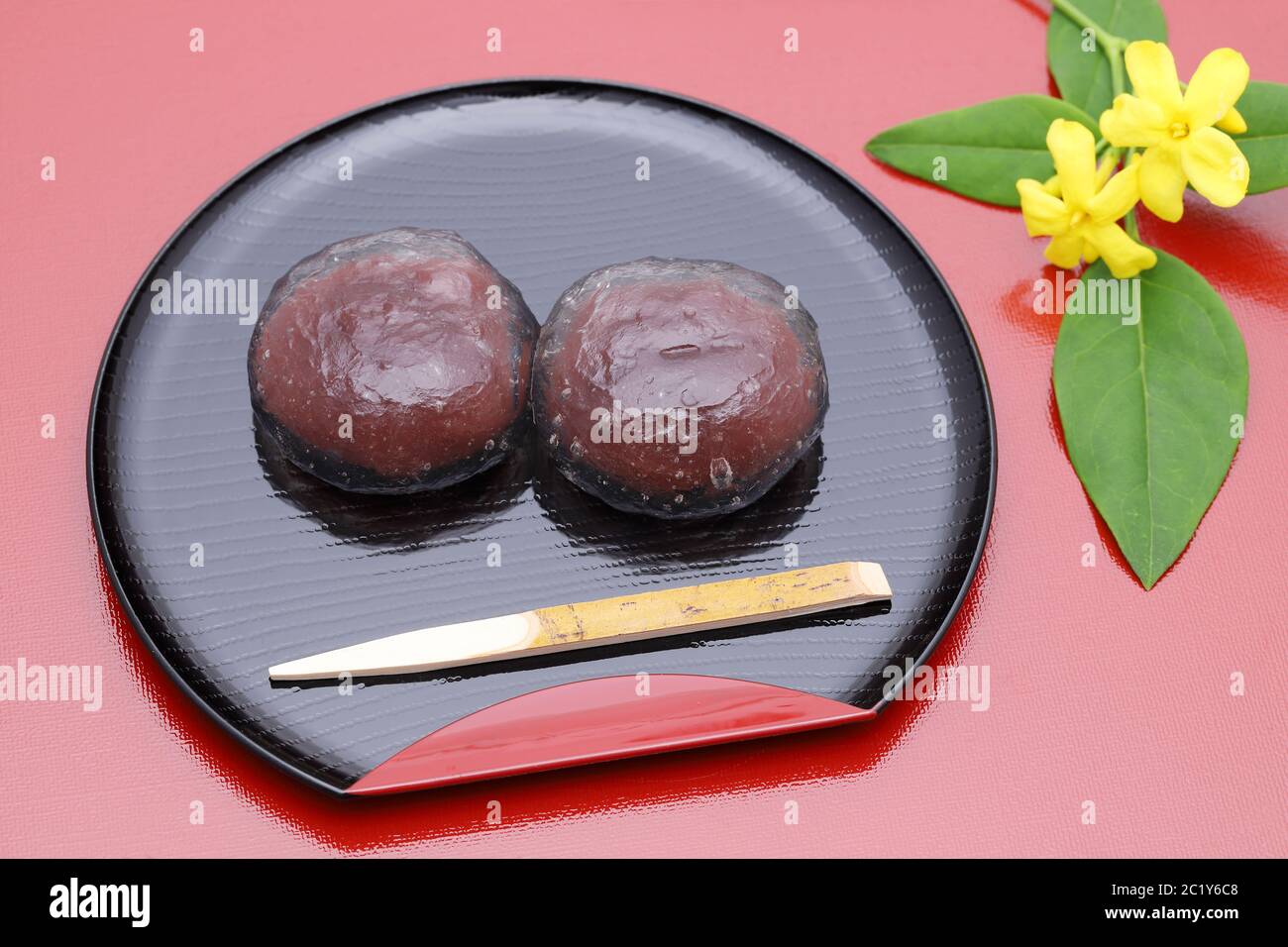 Japanese traditional confectionery, Kuzu mochi sweets Stock Photo Alamy