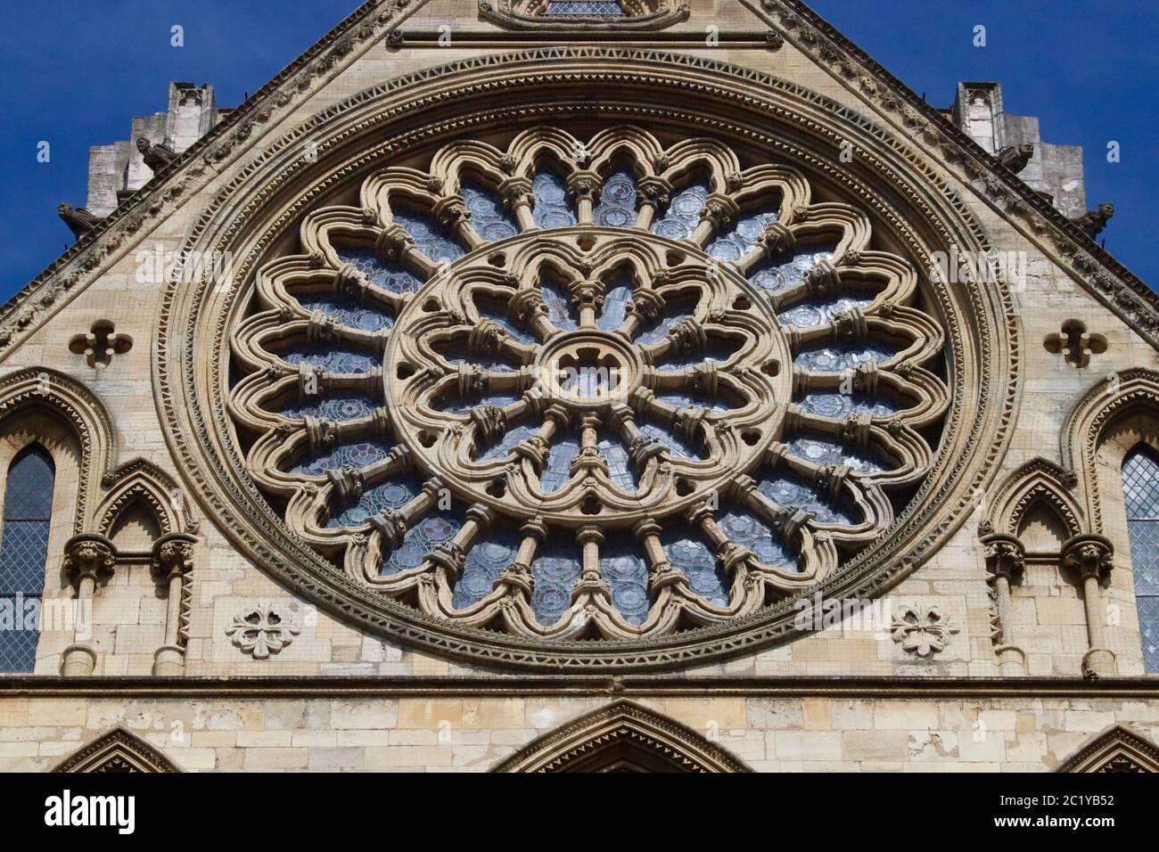 York Minster Rose Window in the South Transept, the original window was damaged by fire in the roof of the South Transept in 1984 Stock Photo