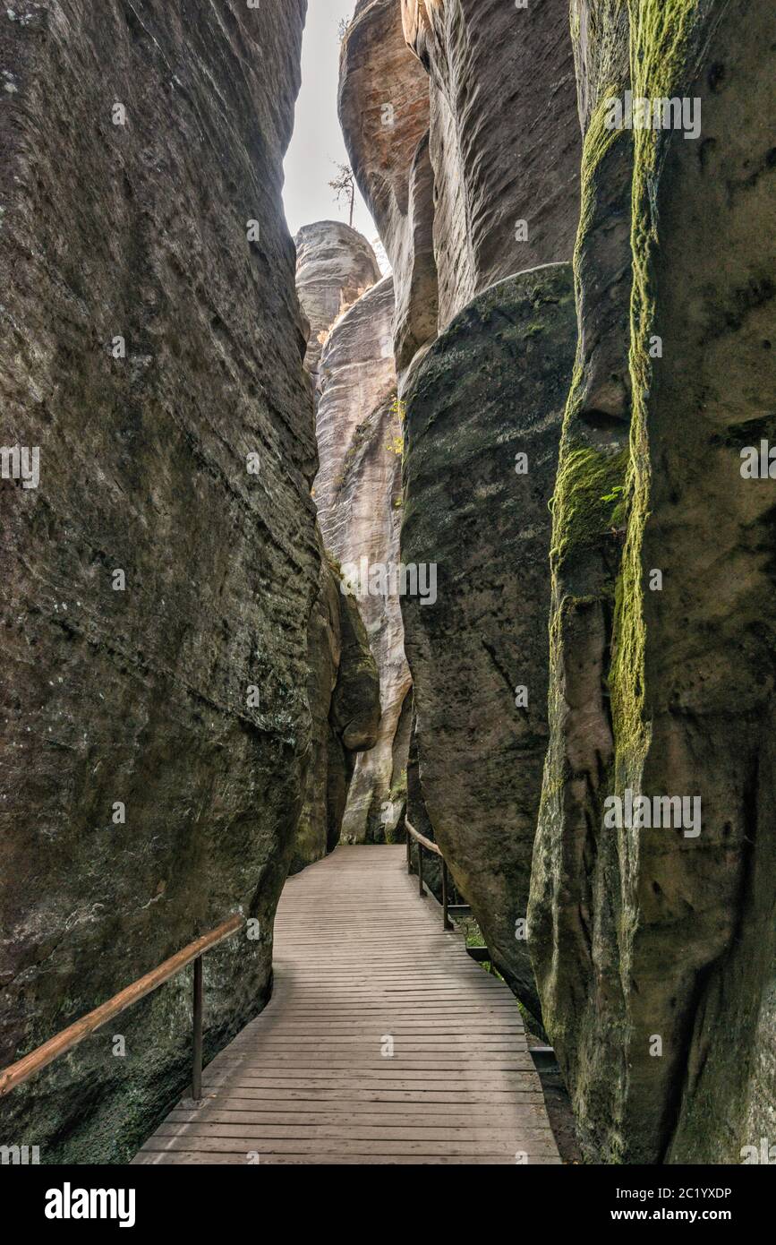 Slot canyon at Adršpach Rocks, Adršpach-Teplice Rocks National Nature ...