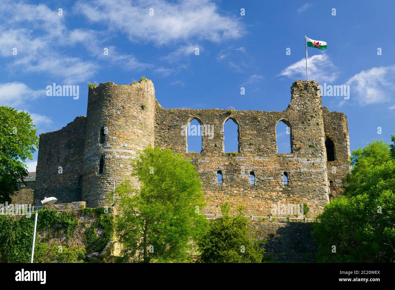 Haverfordwest Castle Haverfordwest Pembrokeshire Wales Stock Photo Alamy haverfordwest-castle-haverfordwest-pembrokeshire-wales-stock-photo-alamy