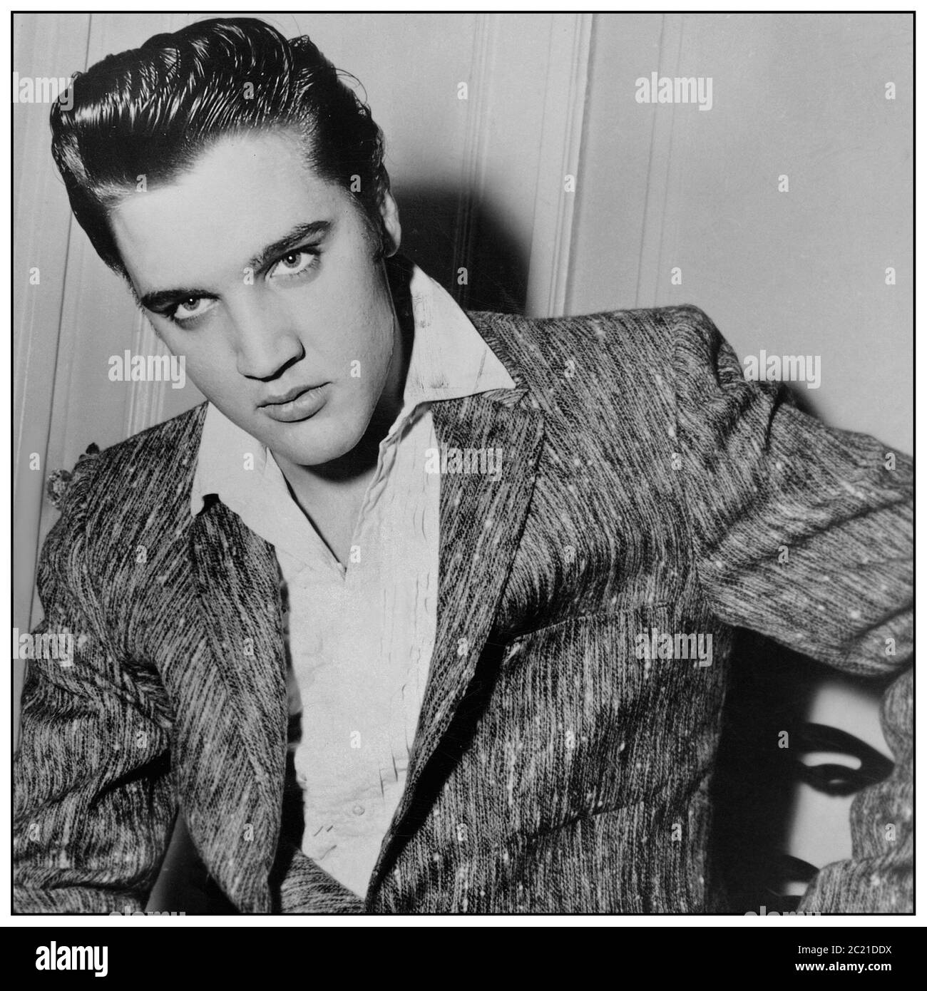 ARCHIVE ELVIS PRESLEY promotional portrait. Subsequently used for  front cover 1960 - 1961 'The California Sessions'. Tracks recorded between November 1960 and January 1961 at the Radio Recorders Studio in Los Angeles, California Stock Photo