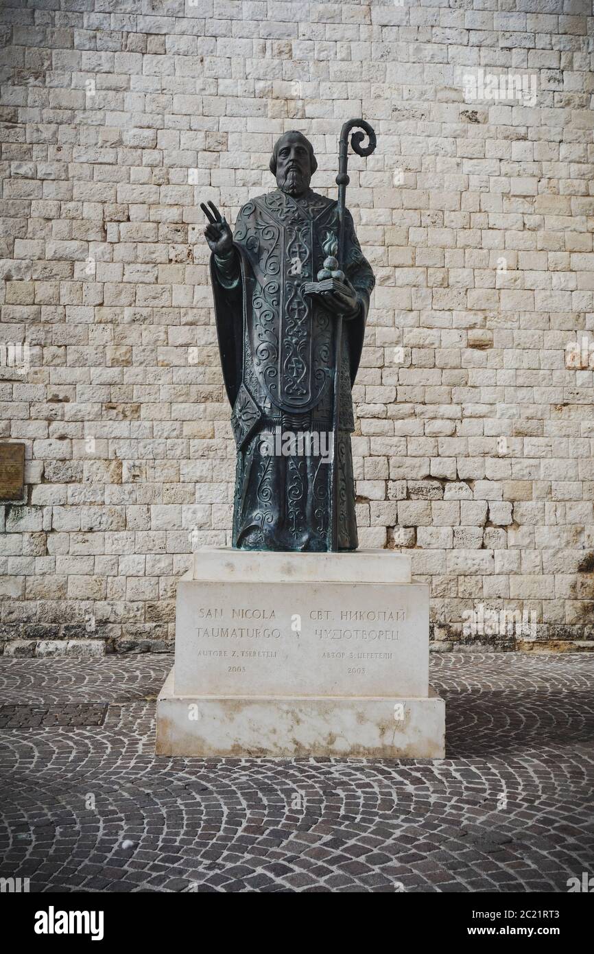 Statue of St. Nicola. Bari. Puglia, Italy Stock Photo Alamy