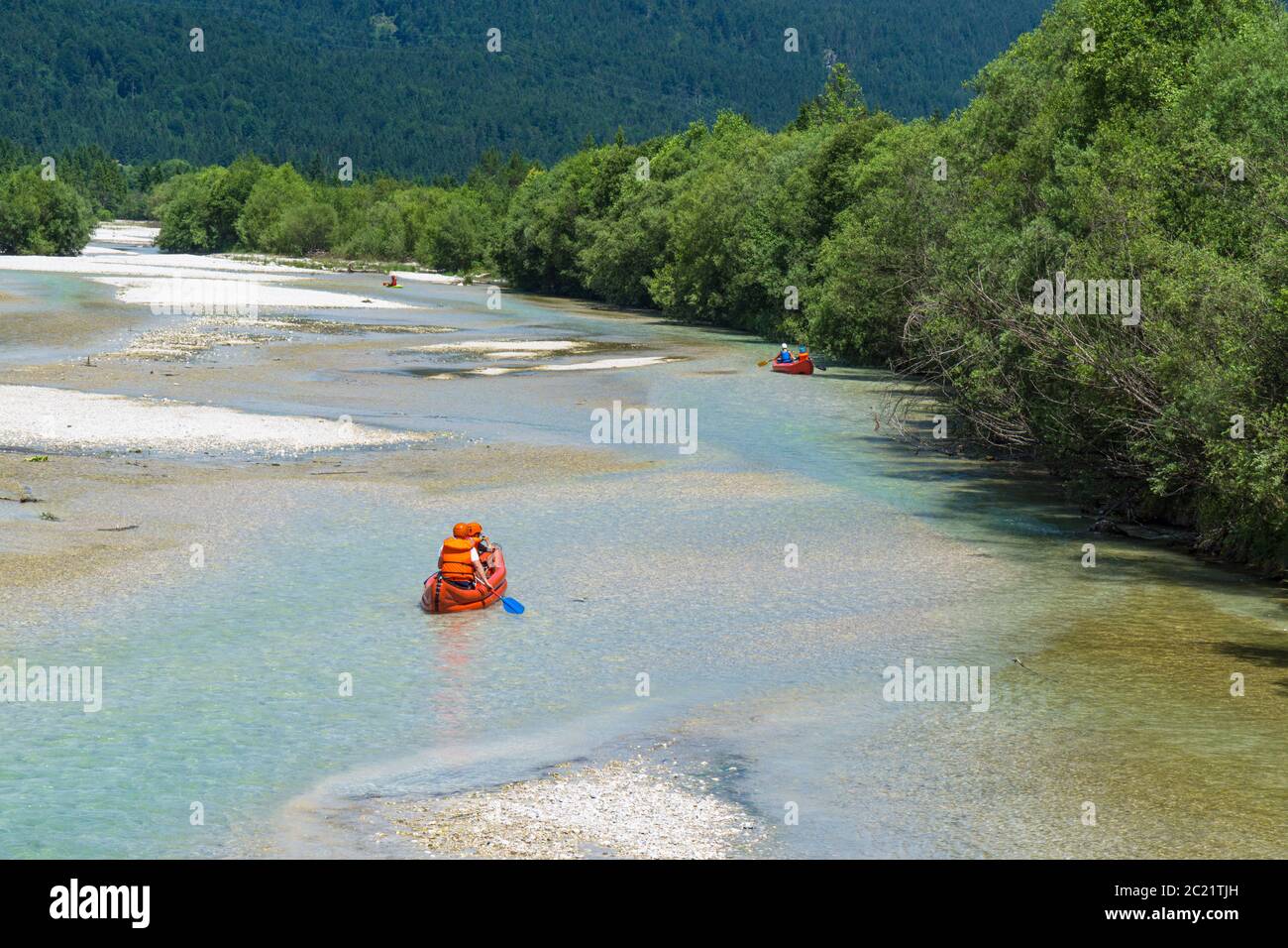 Water sports enthusiasts on the Isar Stock Photo Alamy