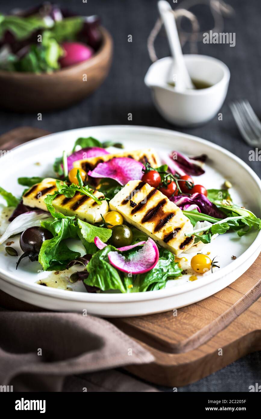 Grilled Halloumi cheese with fresh Salad Stock Photo Alamy