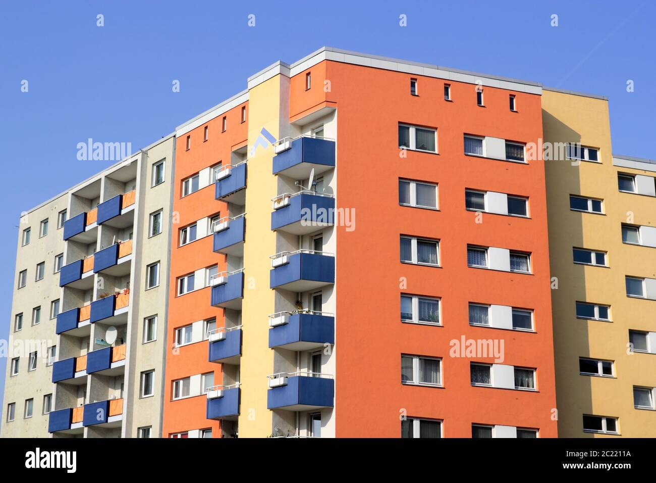 Modern social housing hi-res stock photography and images - Alamy