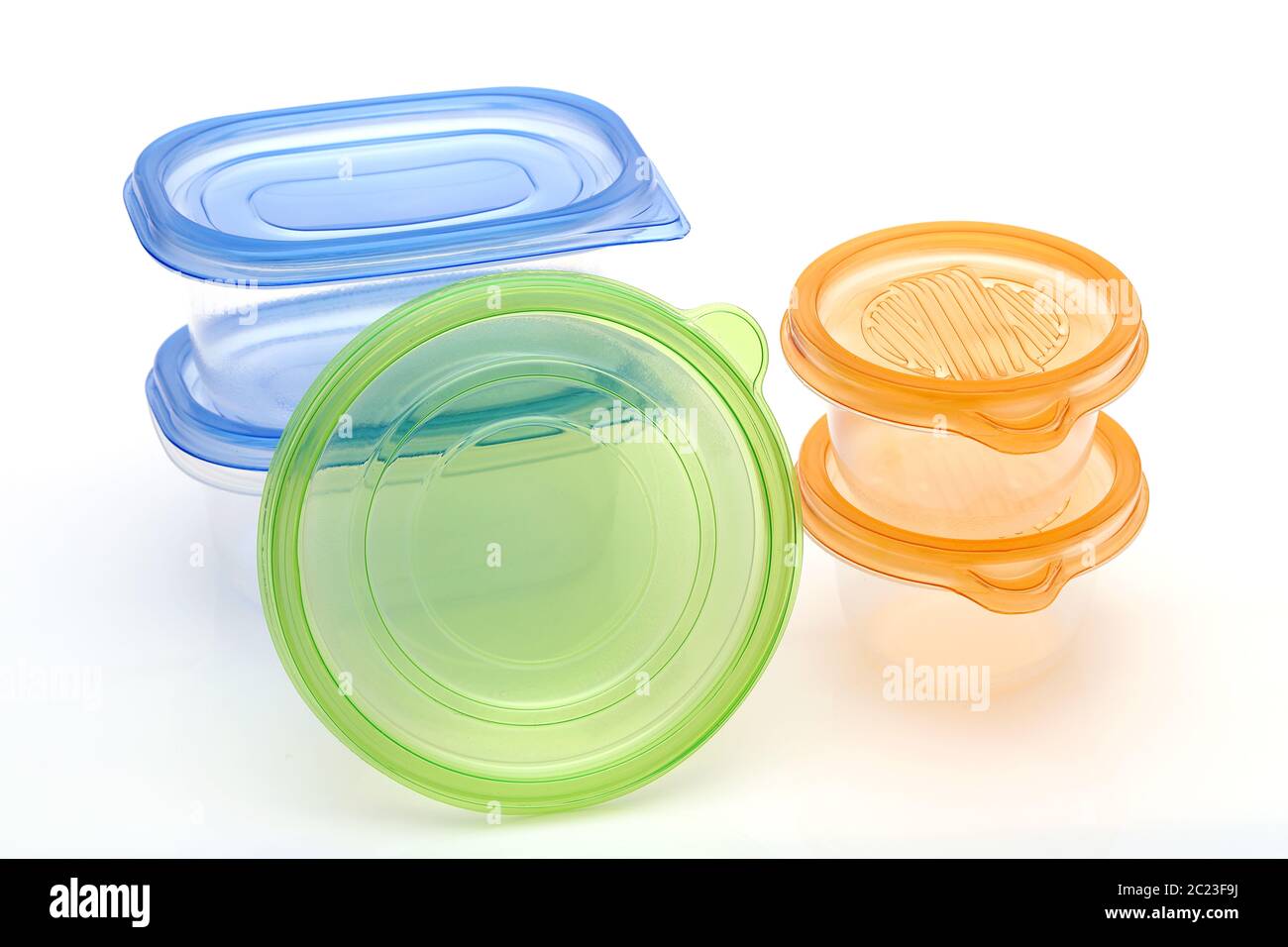 https://c8.alamy.com/comp/2C23F9J/stack-of-food-plastic-containers-isolated-on-white-background-2C23F9J.jpg