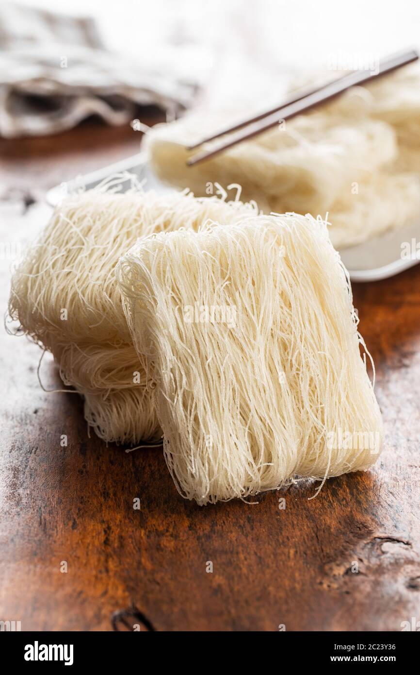 White rice noodles hires stock photography and images Alamy