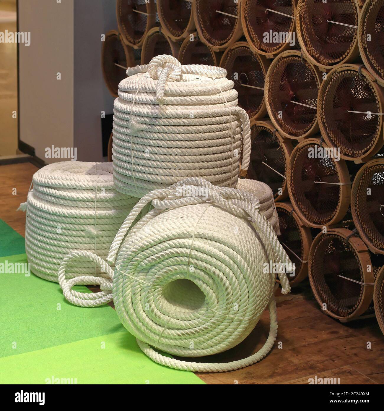 Thick New White Coils of Ropes For Boat Stock Photo - Alamy