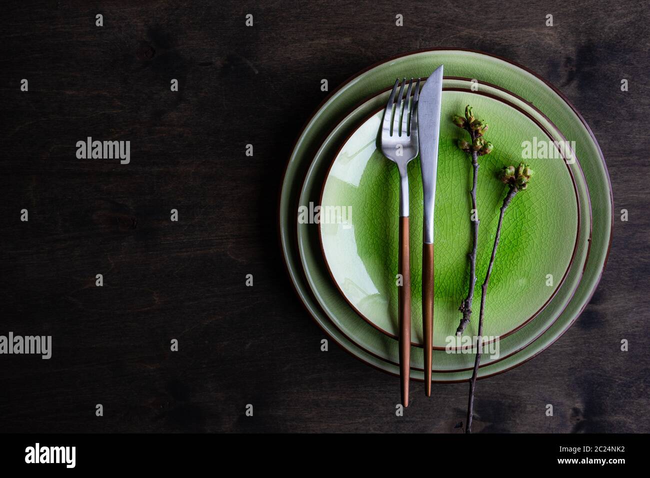 Spring table setting on hi-res stock photography and images - Alamy