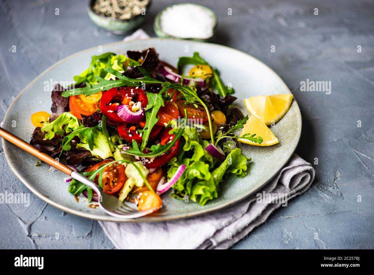 Organic vegetable salad Stock Photo - Alamy