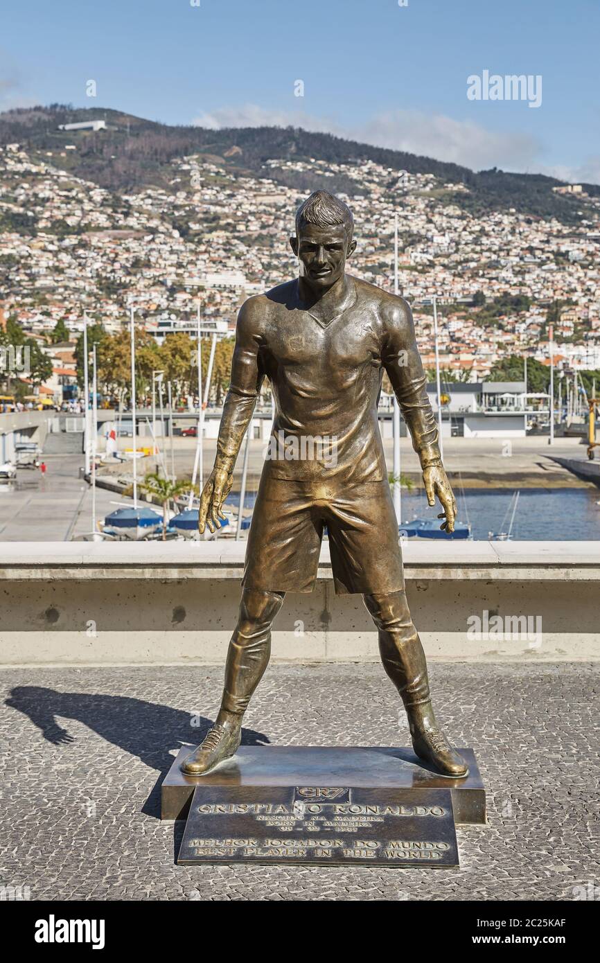 The statue of Cristiano Ronaldo in front of the entry to the Museum CR 7 in  Funchal on Madeira, Port Stock Photo - Alamy