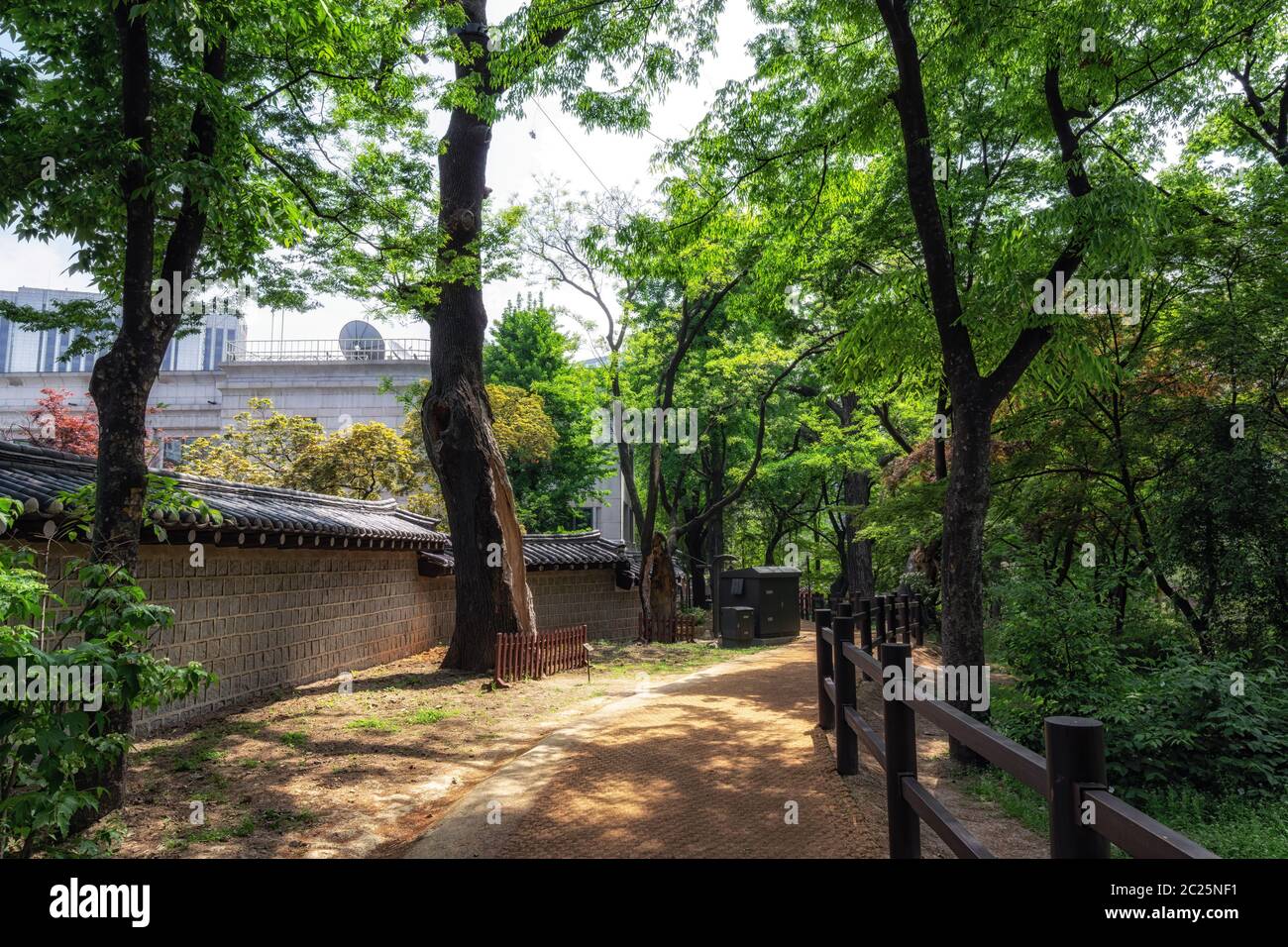 deoksugung doldam road Stock Photo