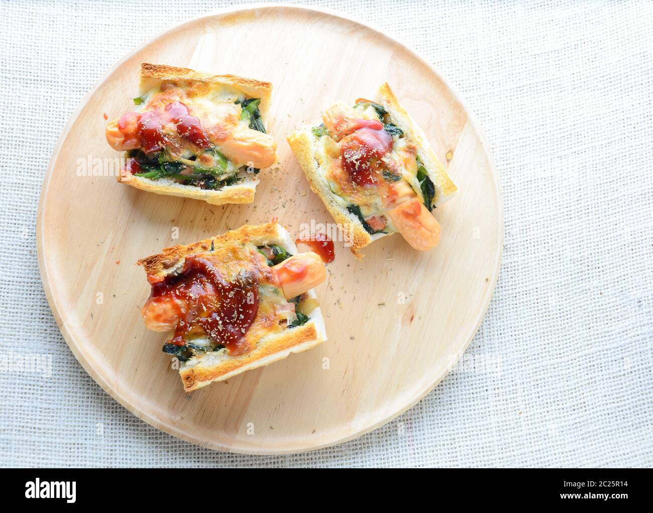 Baked Spinach with Cheese Stock Photo - Alamy