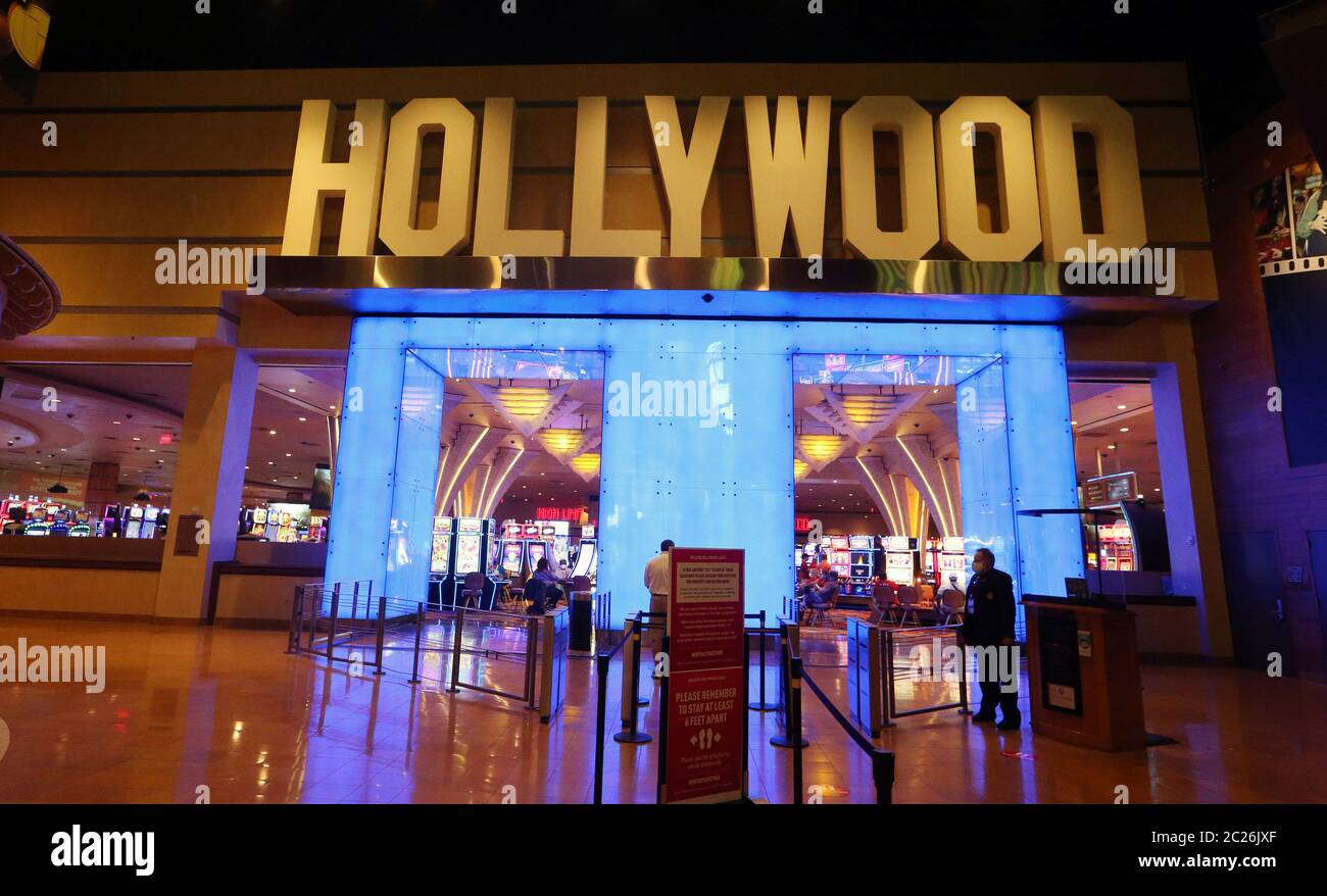Maryland Heights, United States. 16th June, 2020. The Hollywood Hotel and Casino has reopened to the public in Maryland Heights, Missouri on Tuesday, June 16, 2020. After being closed for nearly three months because of COVID-19 concerns, guests will now be asked questions about their health before being admitted to the casino floor, plexi-glass separators are installed between machines and guests are encouraged to wear masks while using the machines. Photo by Bill Greenblatt/UPI Credit: UPI/Alamy Live News Stock Photo