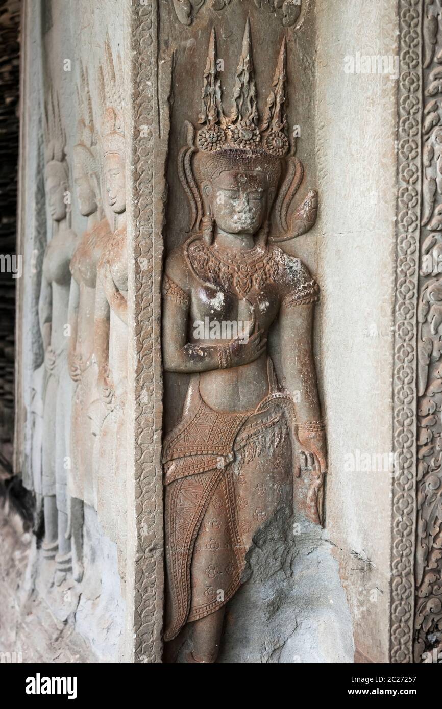 Angkor wat, Bas-relief of east wing at north gallery, Apsaras as celestial dancers, Siem Reap, Cambodia, Southeast Asia, Asia Stock Photo