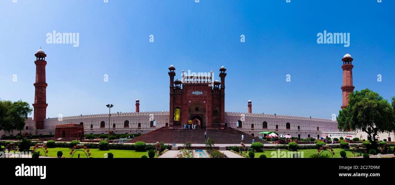 exterior view to Badshahi or Imperial Mosque in Lahore, Pakistan Stock Photo