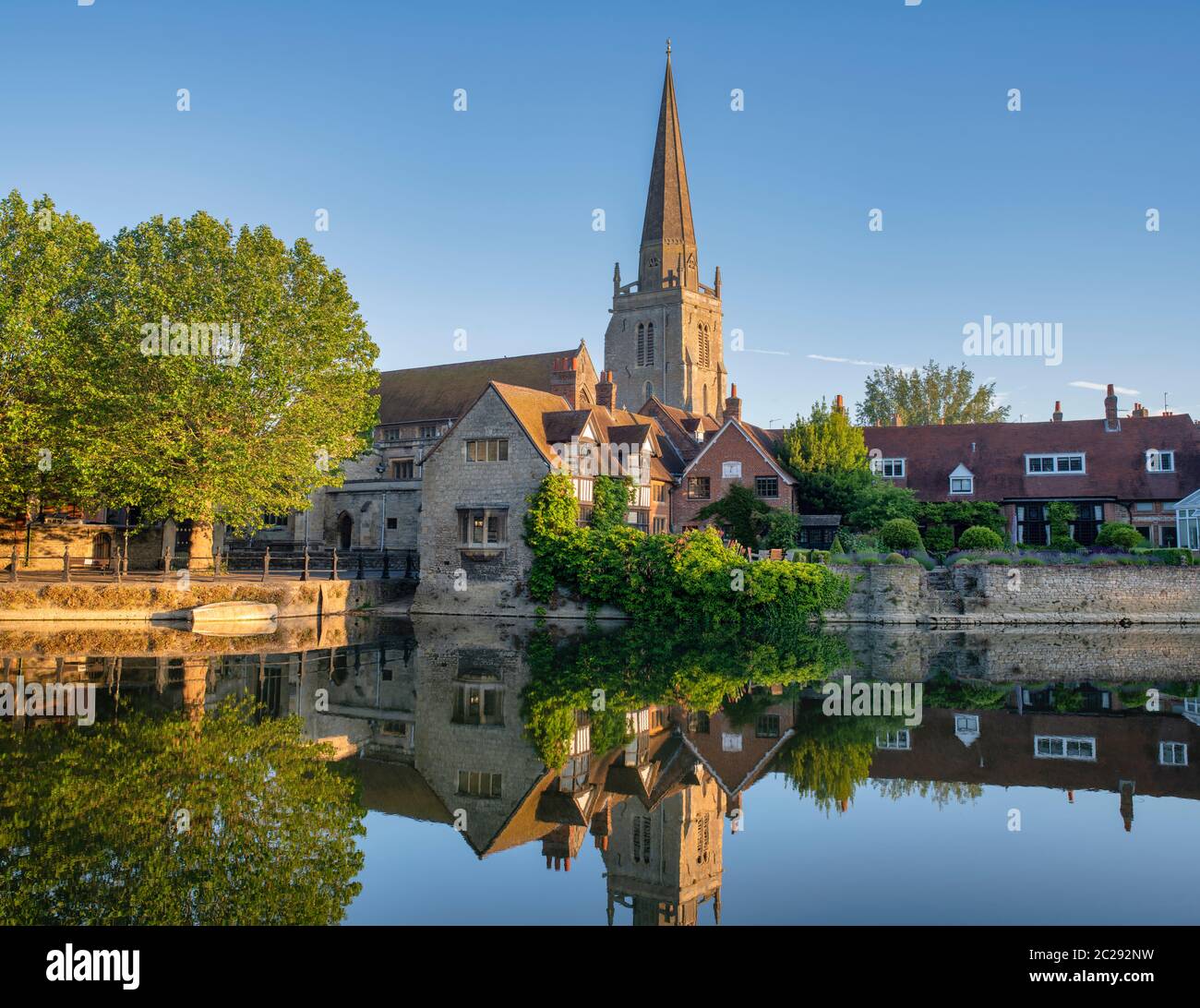 St Helens Church and Wharf at sunrise. Abingdon on Thames, Oxfordshire, England Stock Photo