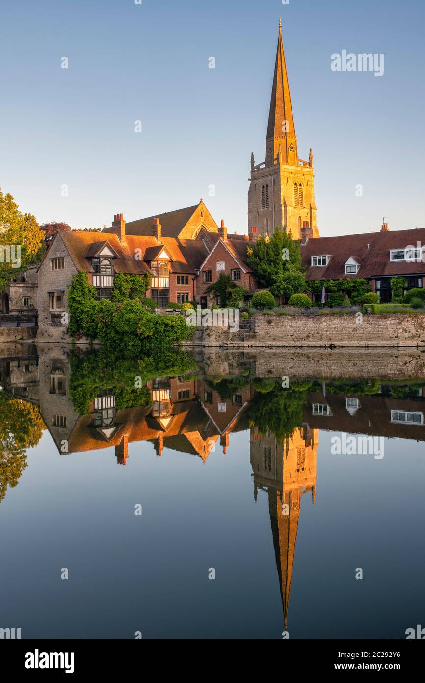 St Helens Church and Wharf at sunrise. Abingdon on Thames, Oxfordshire, England Stock Photo