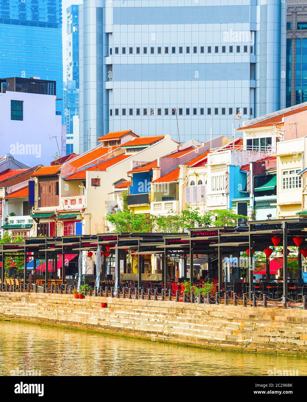 Singapore cityscape, Boat Quay restaurants Stock Photo Alamy