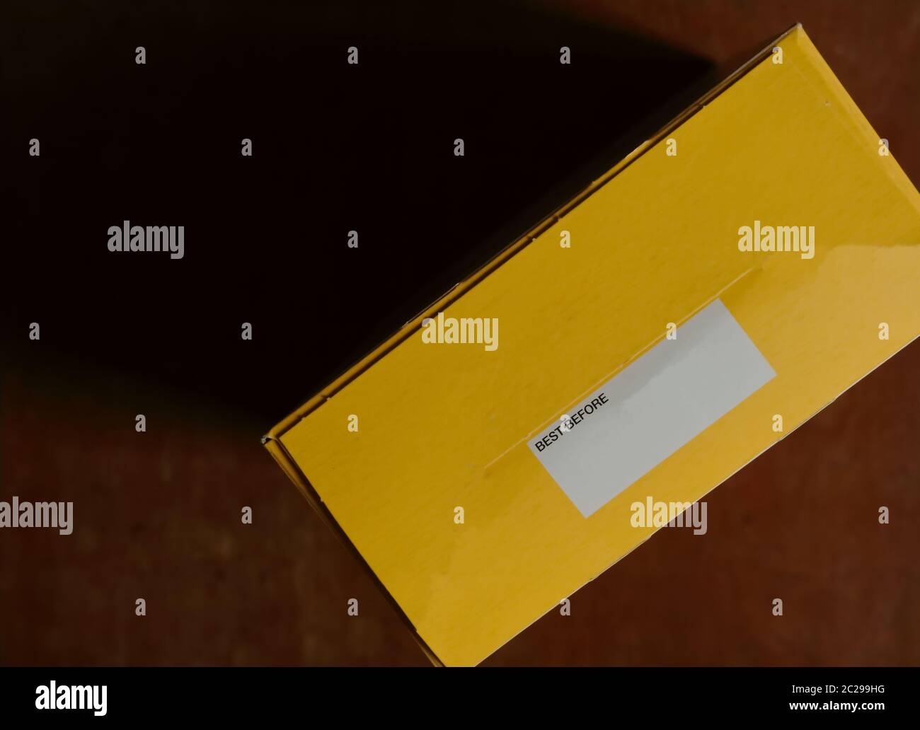 Expiry date label hires stock photography and images Alamy