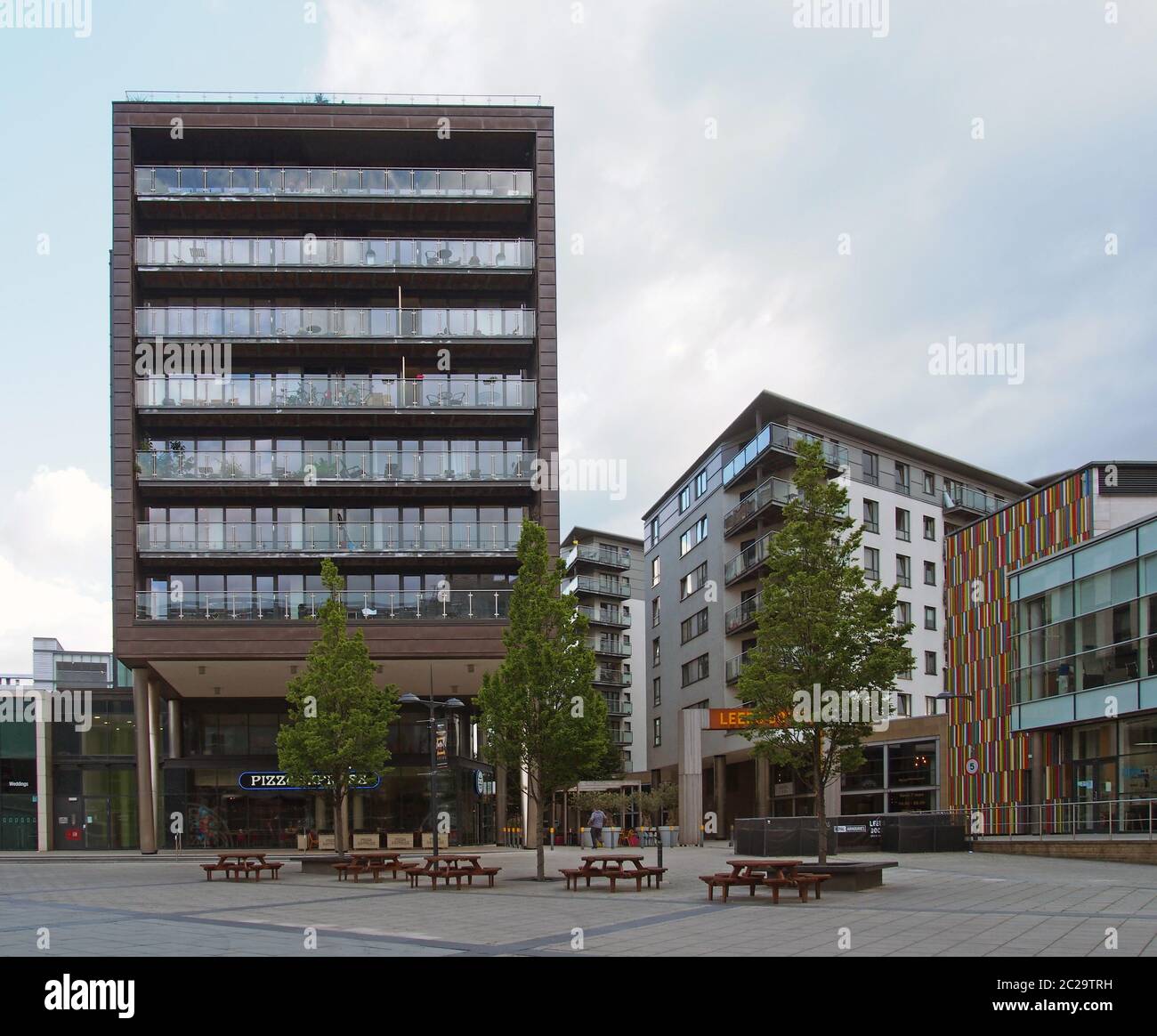 bars restaurants and modern apartment buildings in the leeds dock area