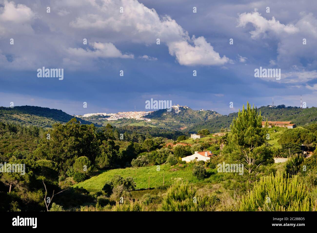 The village of Palmela in the Arrabida Nature Park. Portugal Stock Photo -  Alamy