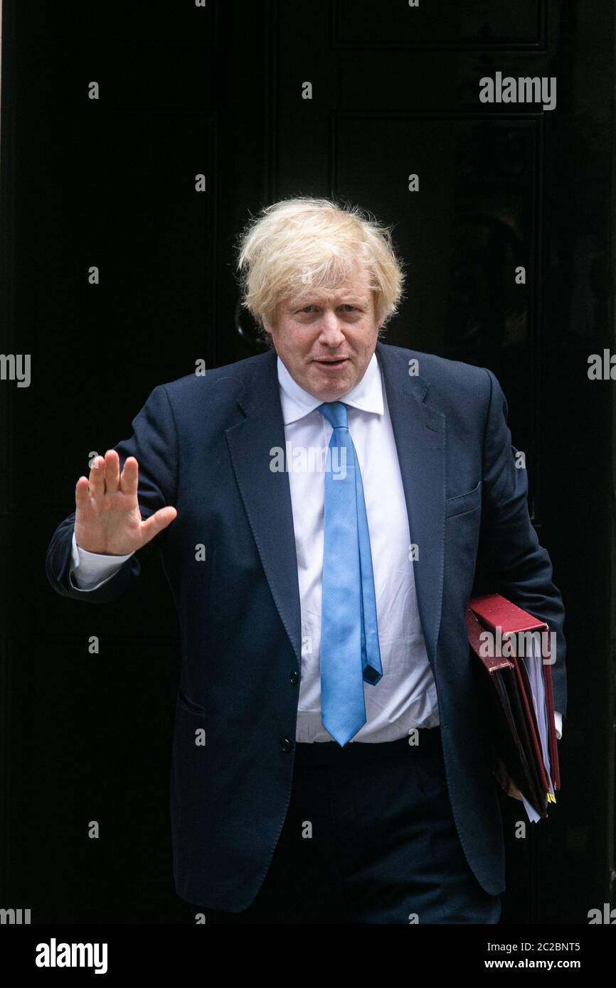 WESTMINSTER, LONDON UK. 17 June 2020. British Prime Minister Boris Johnson leaves 10 Downing Street for his weekly Prime Minister's Questions at the House of Commons in Parliament. Credit: amer ghazzal/Alamy Live News Stock Photo