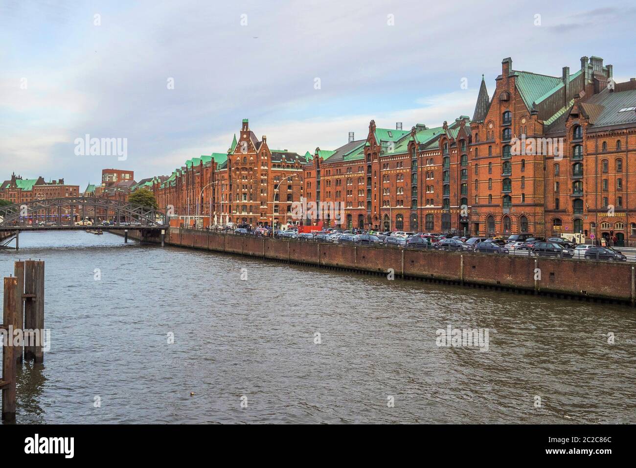 Hamburg the lion king hi-res stock photography and images - Alamy