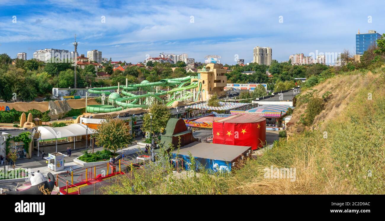 Odessa, Ukraine - 09.05.2019. Panoramic top view of the alley to the sea in the resort of Arcadia in Odessa on a sunny autumn day Stock Photo