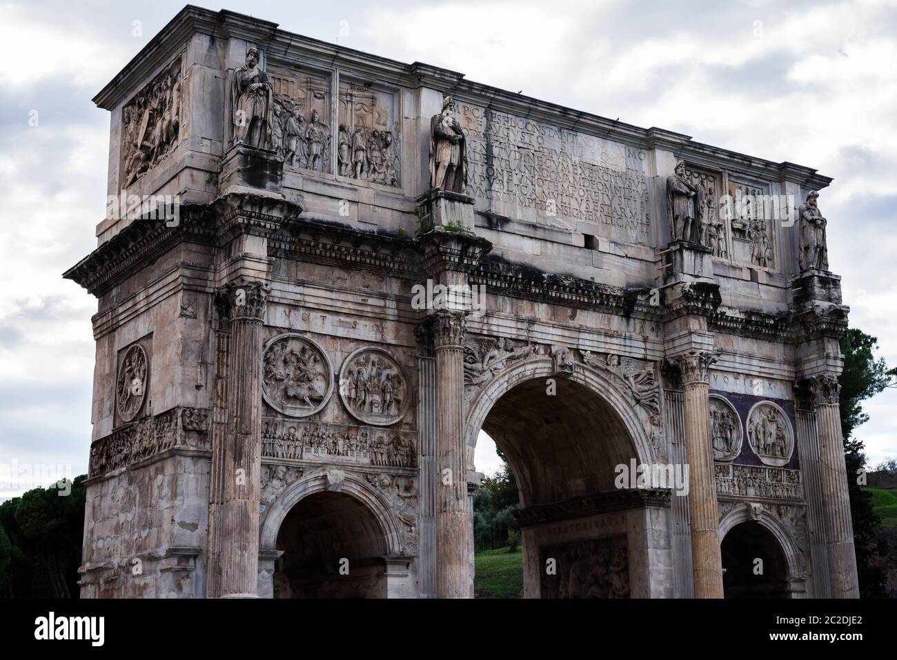 Arch of Constantine, the triumphal arch in Rome, located between the ...