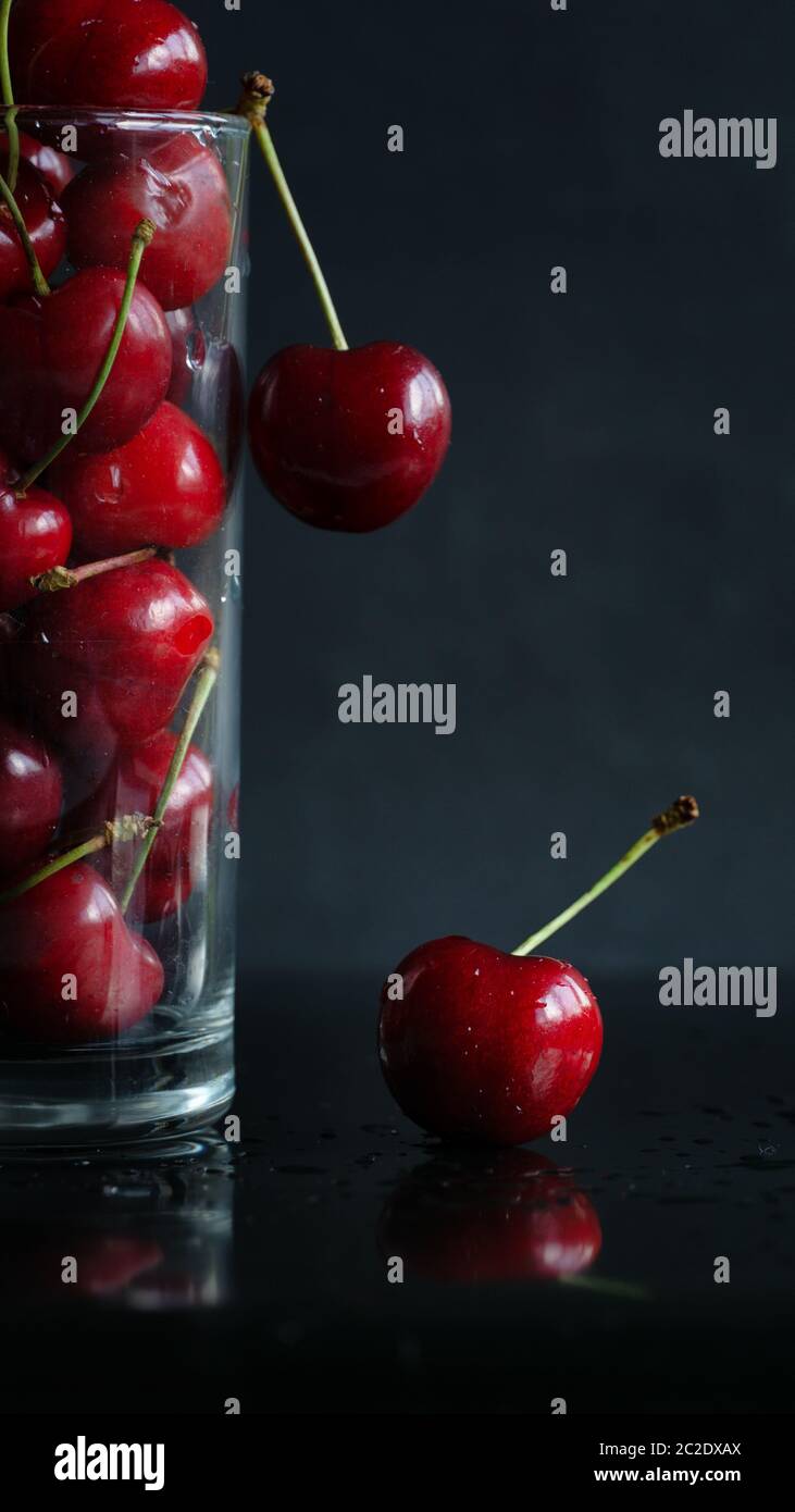 Low Key Still Life High Resolution Stock Photography And Images Alamy