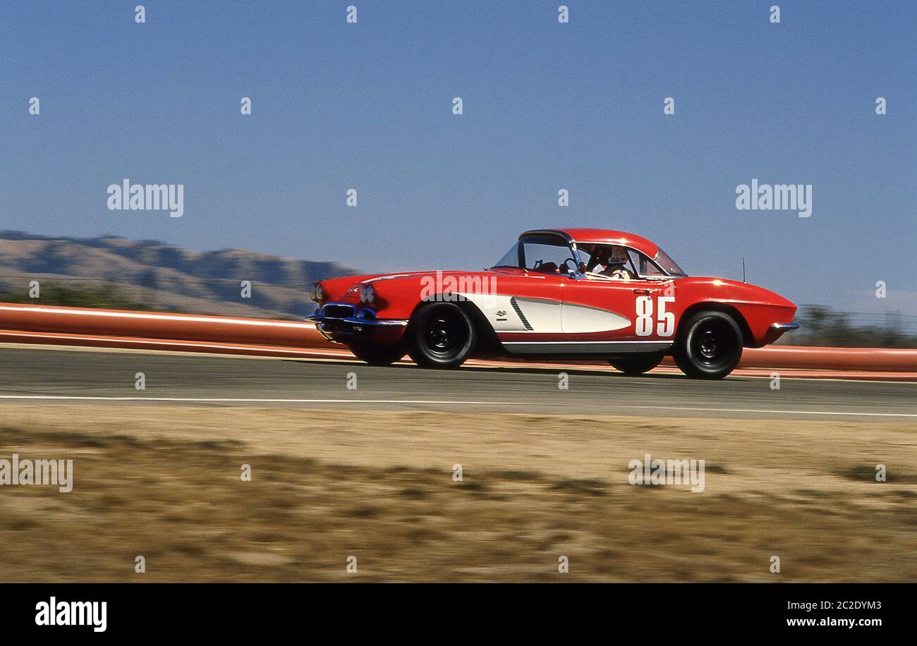 MONTEREY HISTORICS - CORRIDA DE CARROS CLÁSSICOS NA CALIFÓRNIA