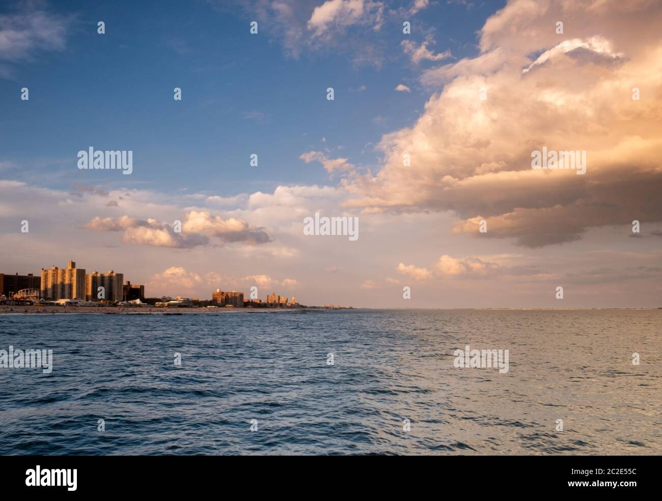 Vintage coney island beach hi-res stock photography and images - Alamy