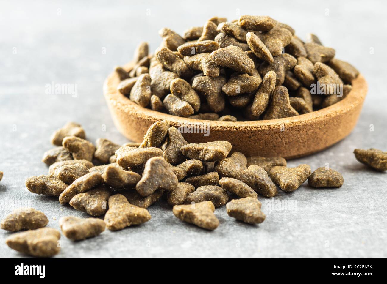 Dog cat food hi-res stock photography and images - Alamy