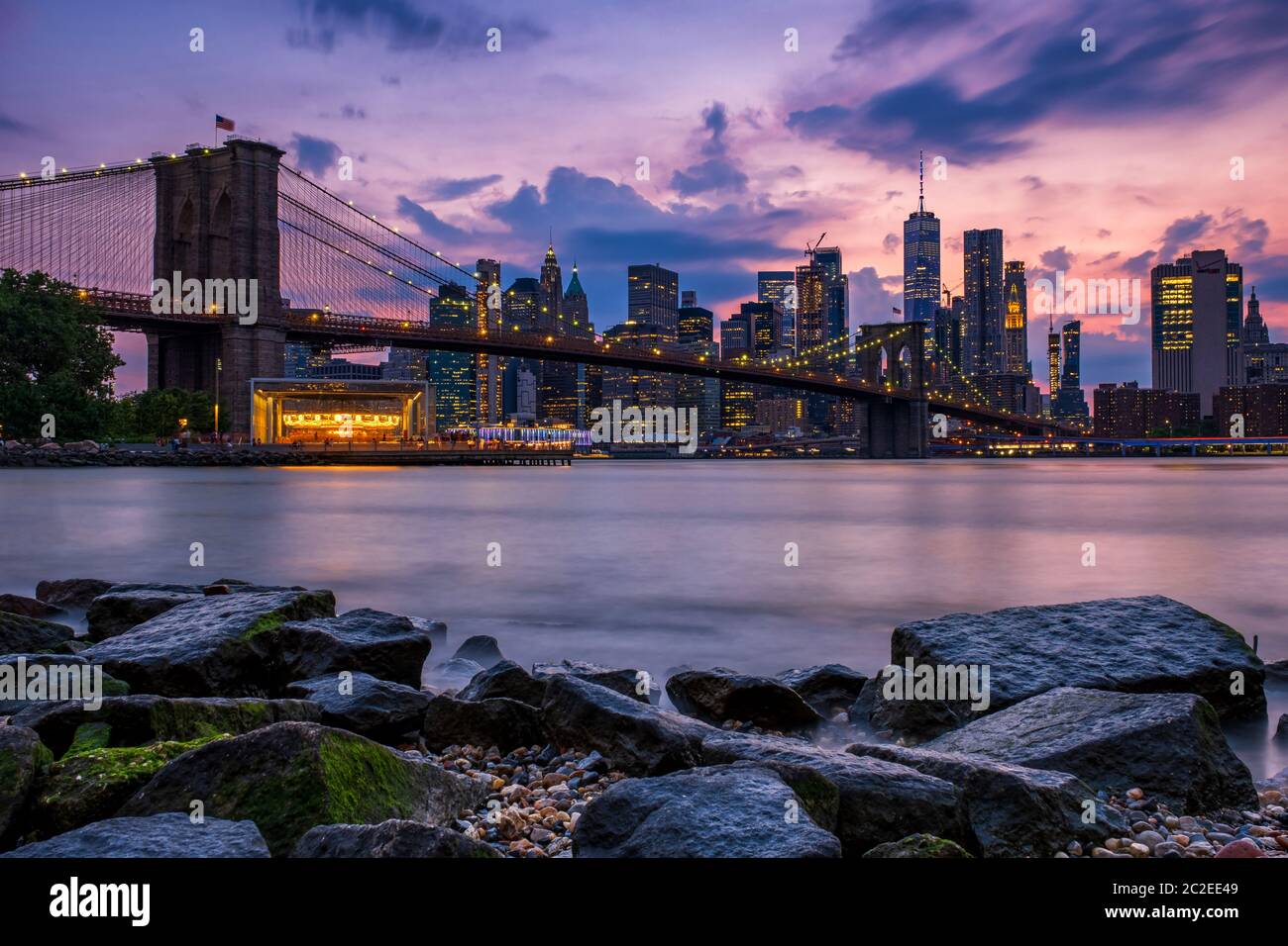 Lower Manhattan Skyline And Brooklyn Bridge At Sunset Stock Photo Alamy lower-manhattan-skyline-and-brooklyn-bridge-at-sunset-stock-photo-alamy
