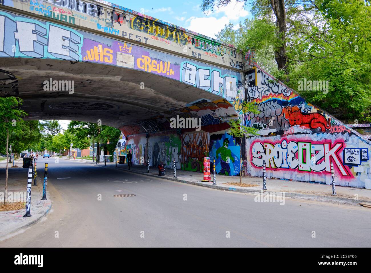 Legal graffiti wall art hires stock photography and images Alamy