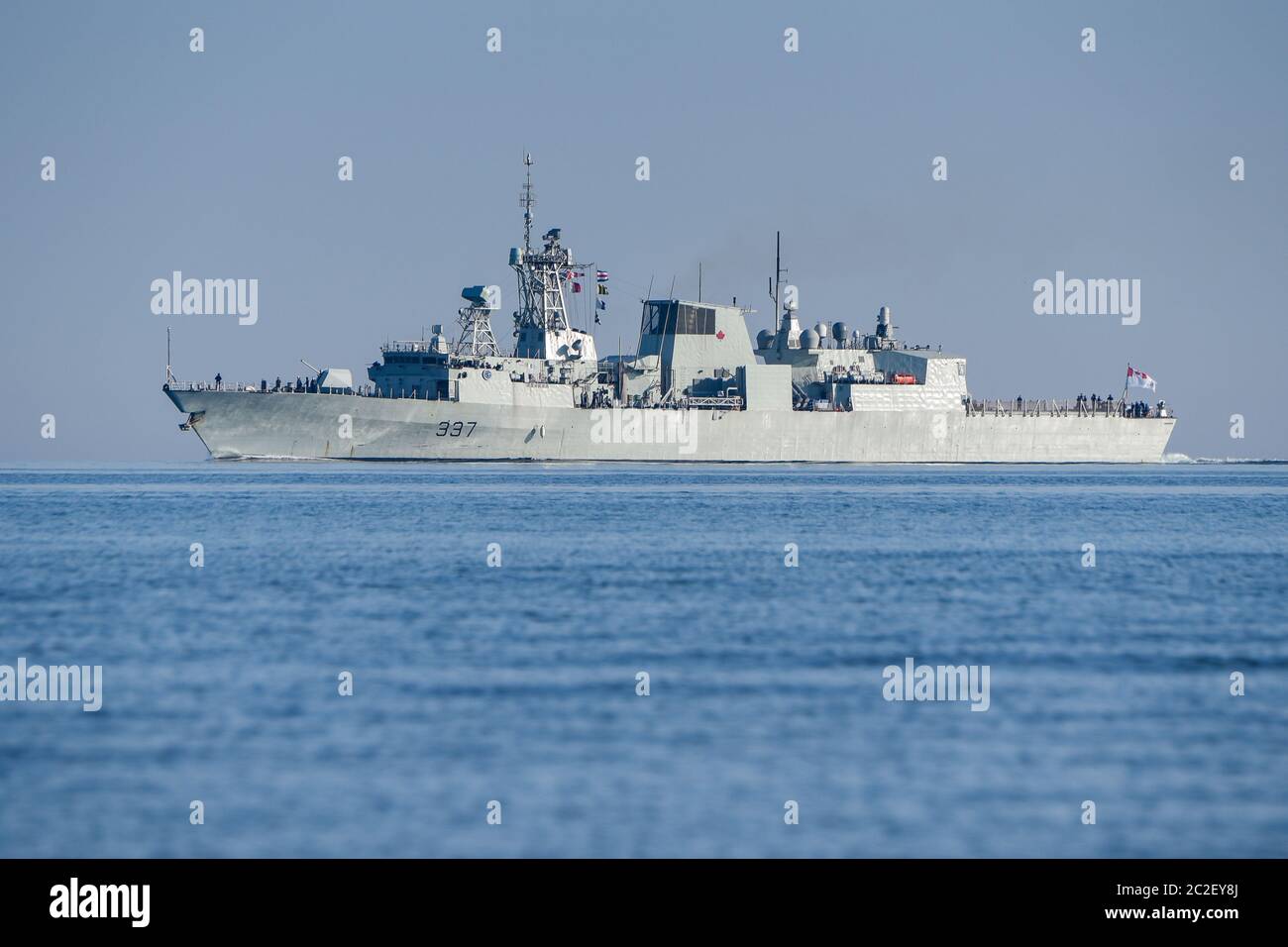 17.06.2020, Kiel, F337 - Frigate 'Fredericton' of the Canadian Halifax class at the NATO manover BALTOPS 2020 in the Kiel Forde. | usage worldwide Stock Photo