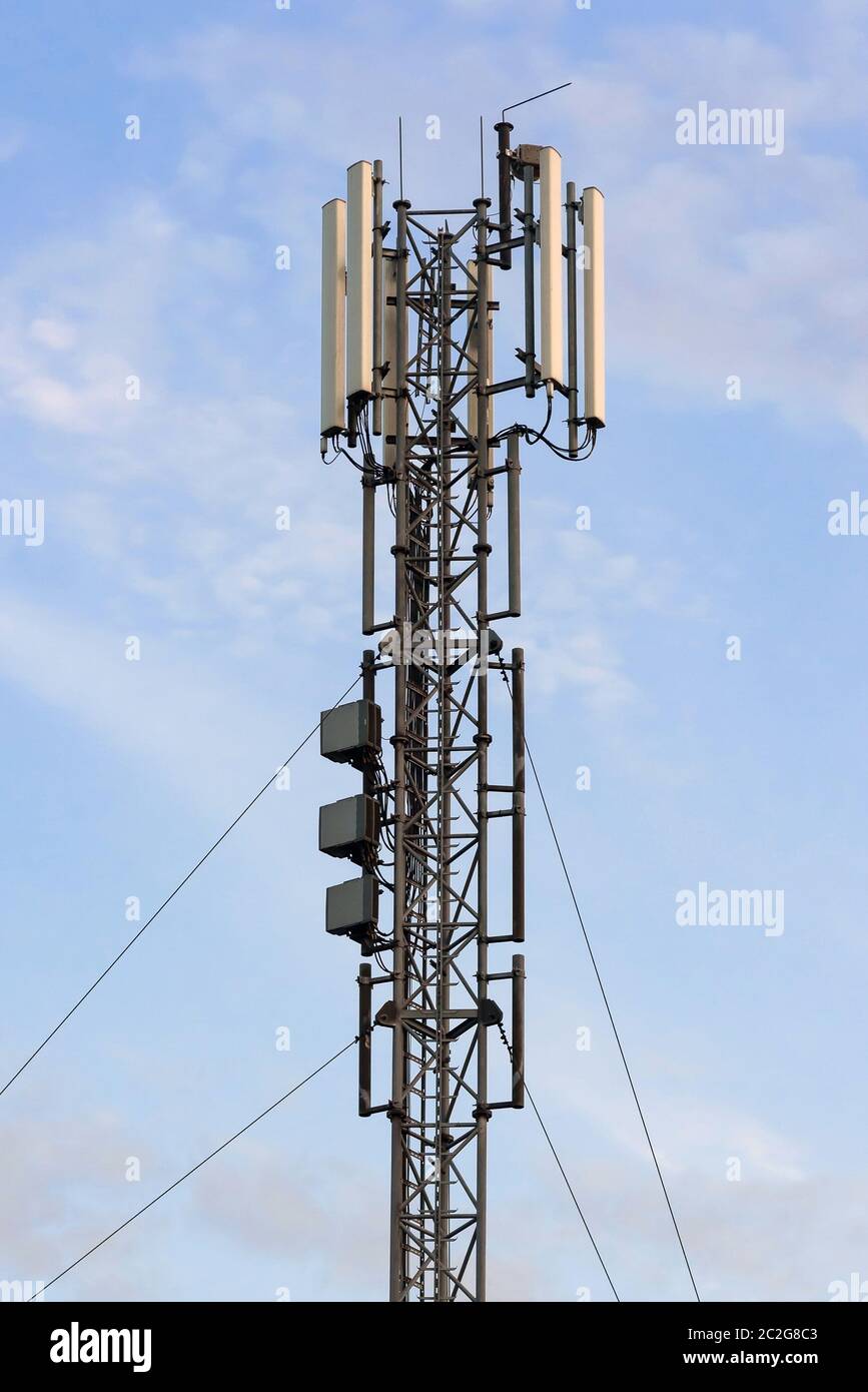 Cellular network location hi-res stock photography and images - Alamy