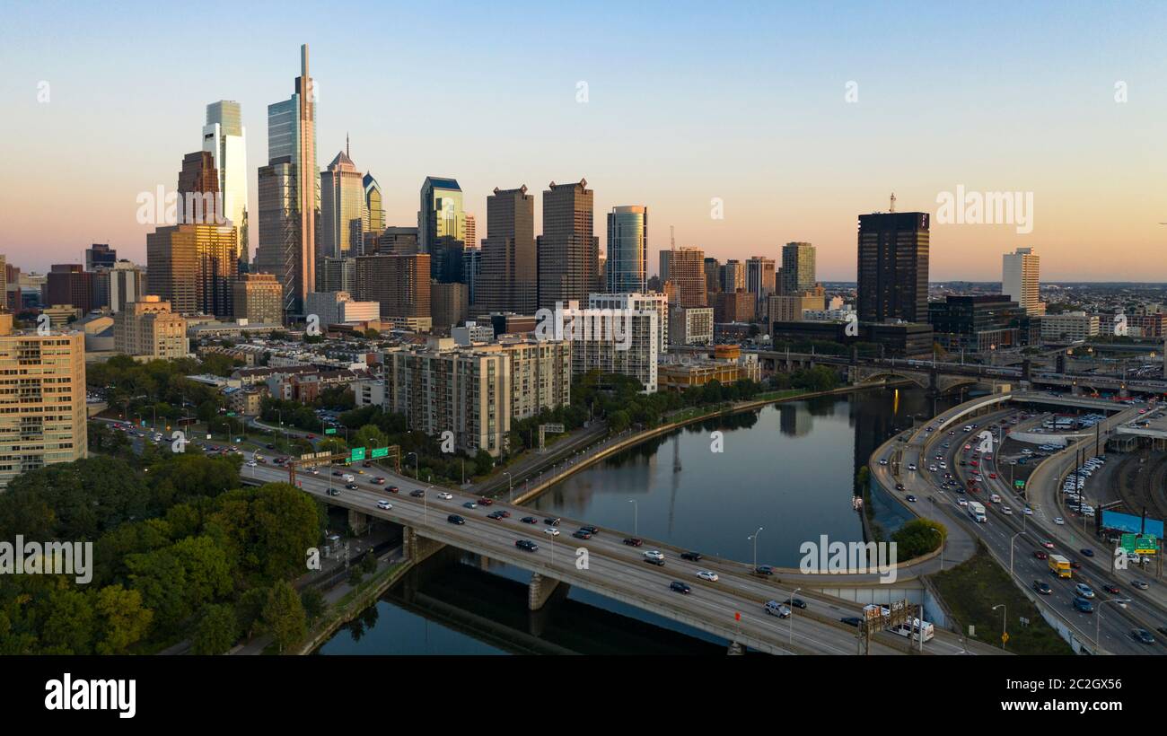 Vehicle traffic moves on bridges over the Schuylkill River into and out of Philadelphia Stock Photo