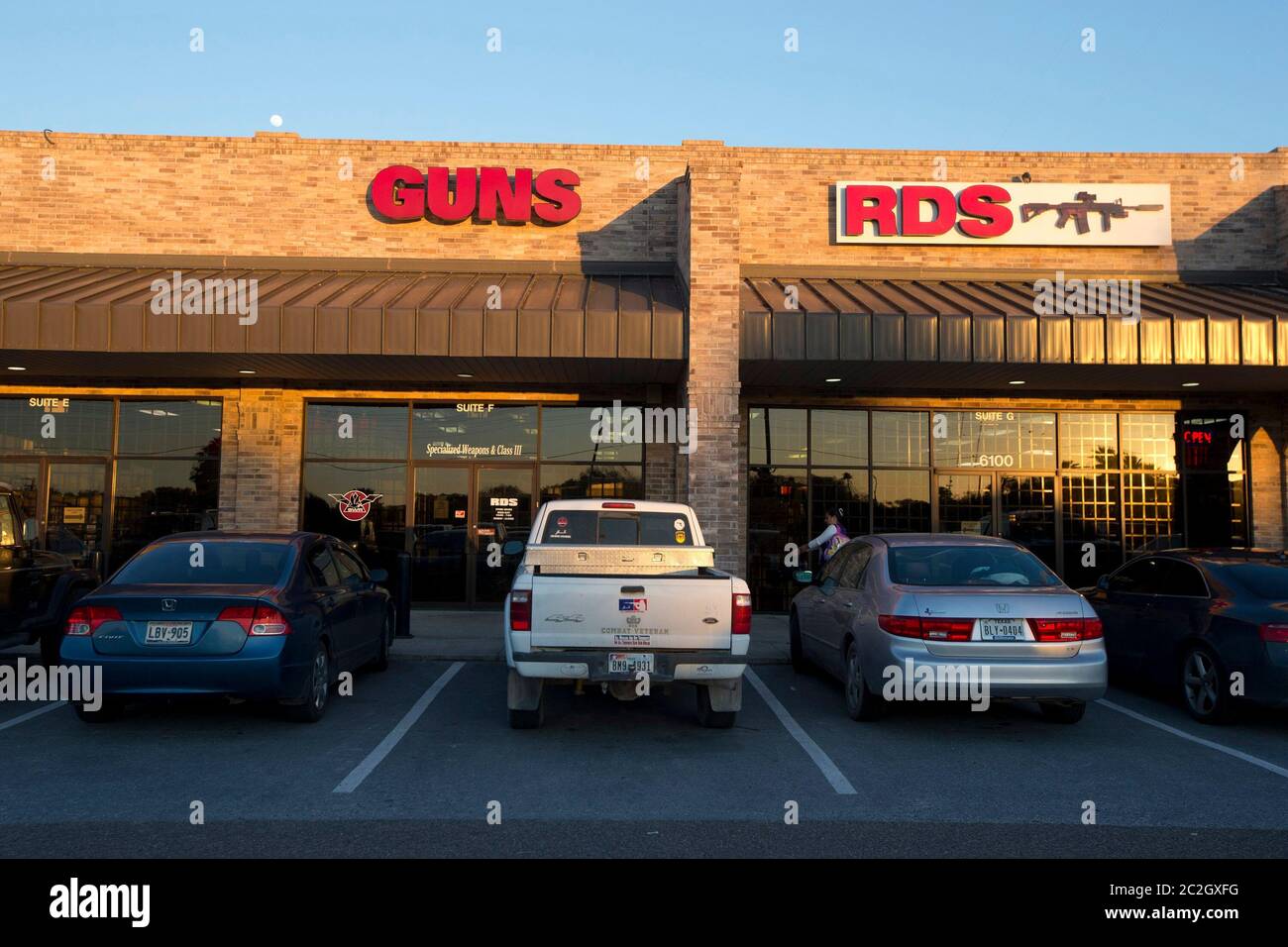 Gun store mexico hi-res stock photography and images - Alamy