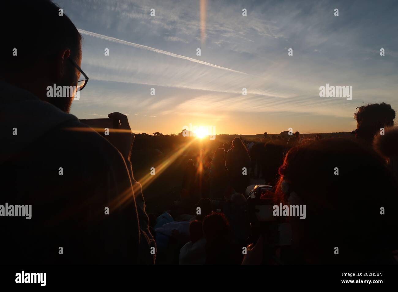 Avebury Stone Circle Summer Solstice Wiltshire England UK Stock avebury-stone-circle-summer-solstice-wiltshire-england-uk-stock