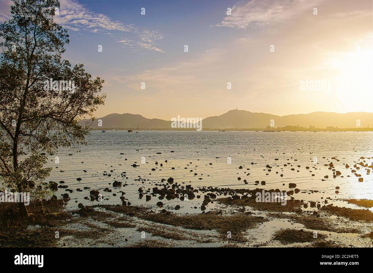 Sea sunset or sunrise with colorful of sky and cloud with sunlight in ...