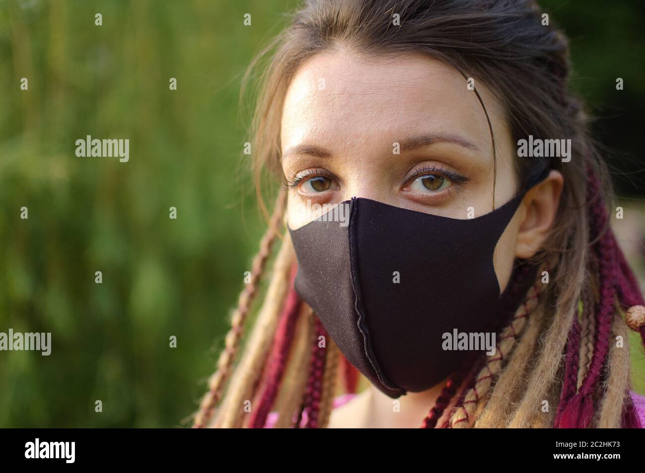 Close up face girl dreadlocks hi-res stock photography and images - Alamy
